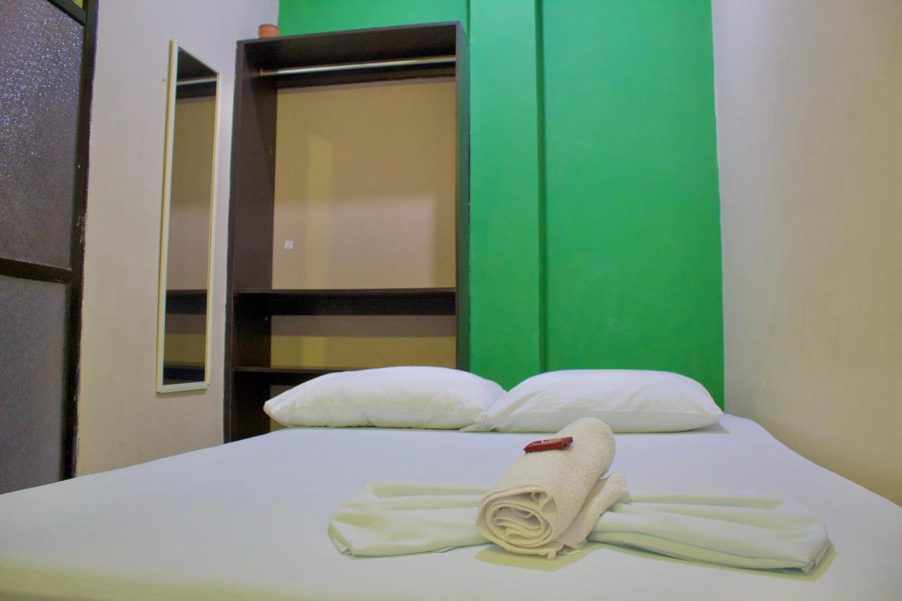 מונטריה Riviera Central Hotel מראה חיצוני תמונה